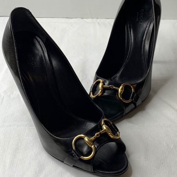 Gucci patent distressed horsebit peep toe pumps 9 - Picture 7 of 9